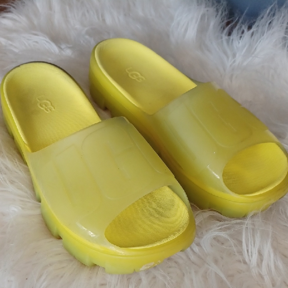 UGG JELLA  Yellow Slide Sandals